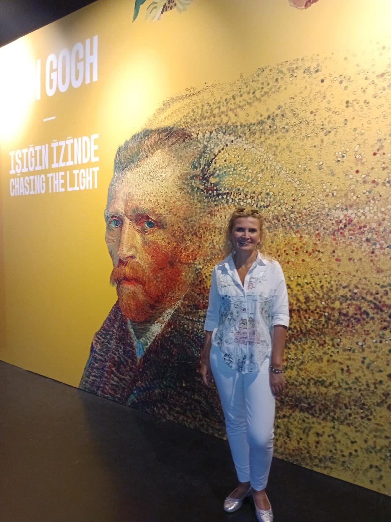 “Işığın İzinde: Dijital Dünyada Bir Van Gogh Yolculuğu”